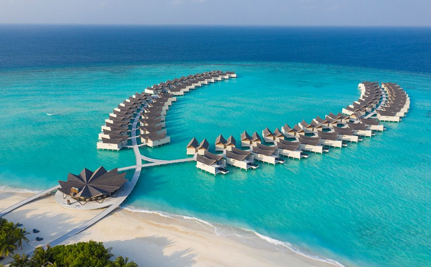 Movenpick Resort Kuredhivaru Maldives