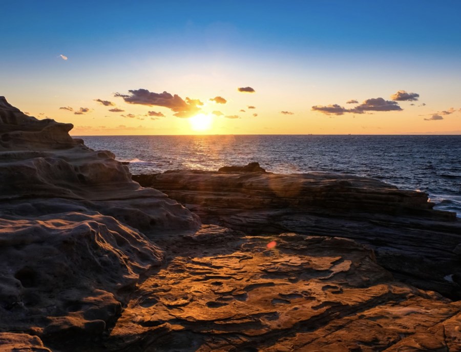 Senjojiki Rock Plateau Sandanbeki Cave Cape Shinomisaki Tower
