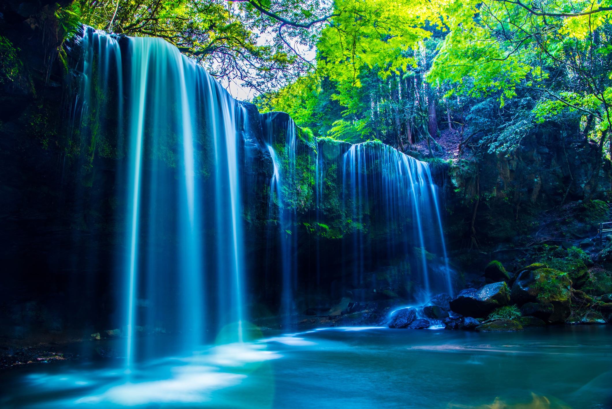 The Nabegataki Falls Hidden away in the town of Oguni Kumamoto