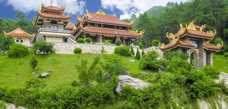 Day 3 – Visit Phu Nghi Pagoda