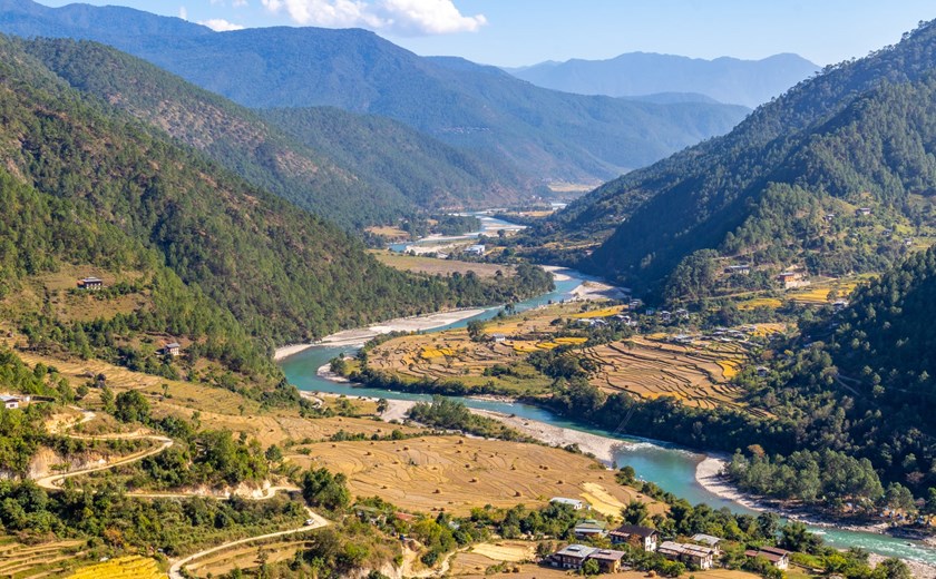 7D6N Bhutan Insider Experience with James Low