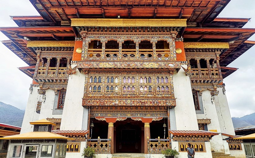 7D6N Bhutan Insider Experience with James Low