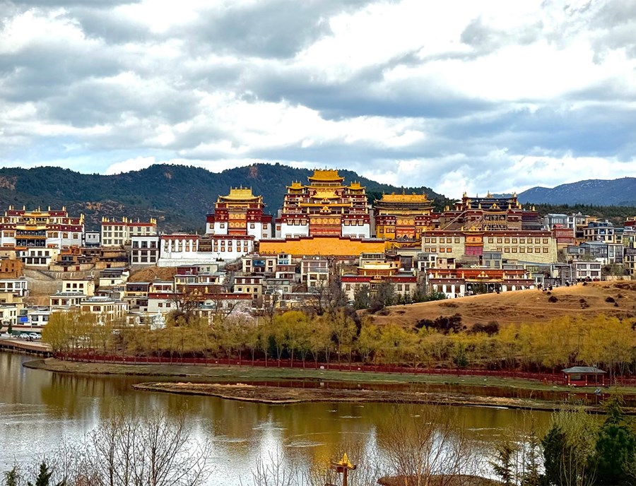 Discover The Grandeur Of Songzanlin Monastery, Yunnan’S Largest Tibetan Buddhist Monastery 1