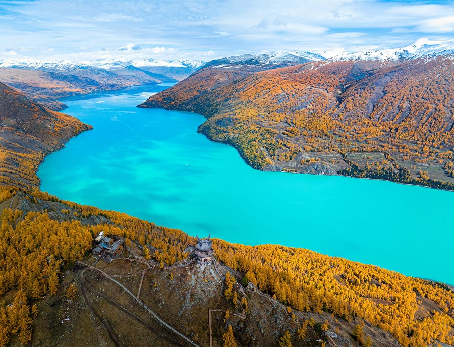Take In The Breathtaking Views Of Kanas Three Bays, Where Rivers Wind Through The Forests And Mountains Of Xinjiang