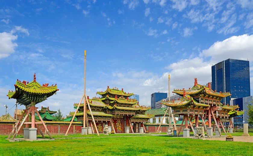 Discover the Bogd Khaan Palace, the former winter residence of Mongolia’s last king and living Buddha