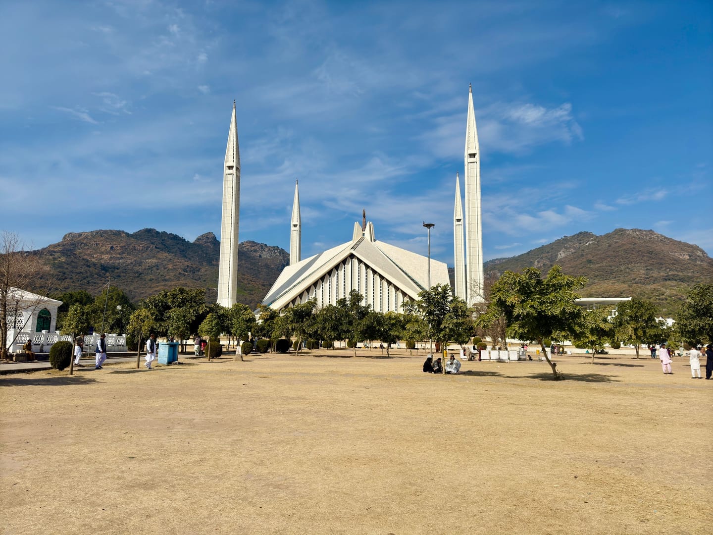 faisal mosque margalla hills