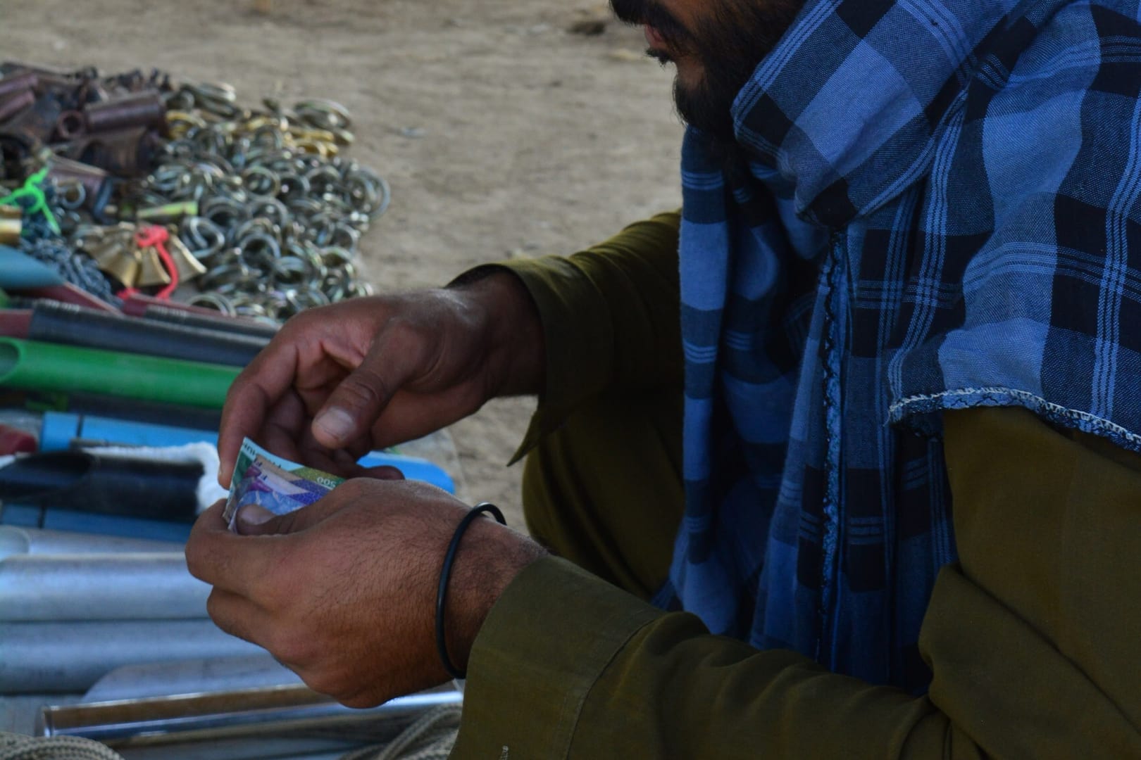 Cash Payment Taxila Market