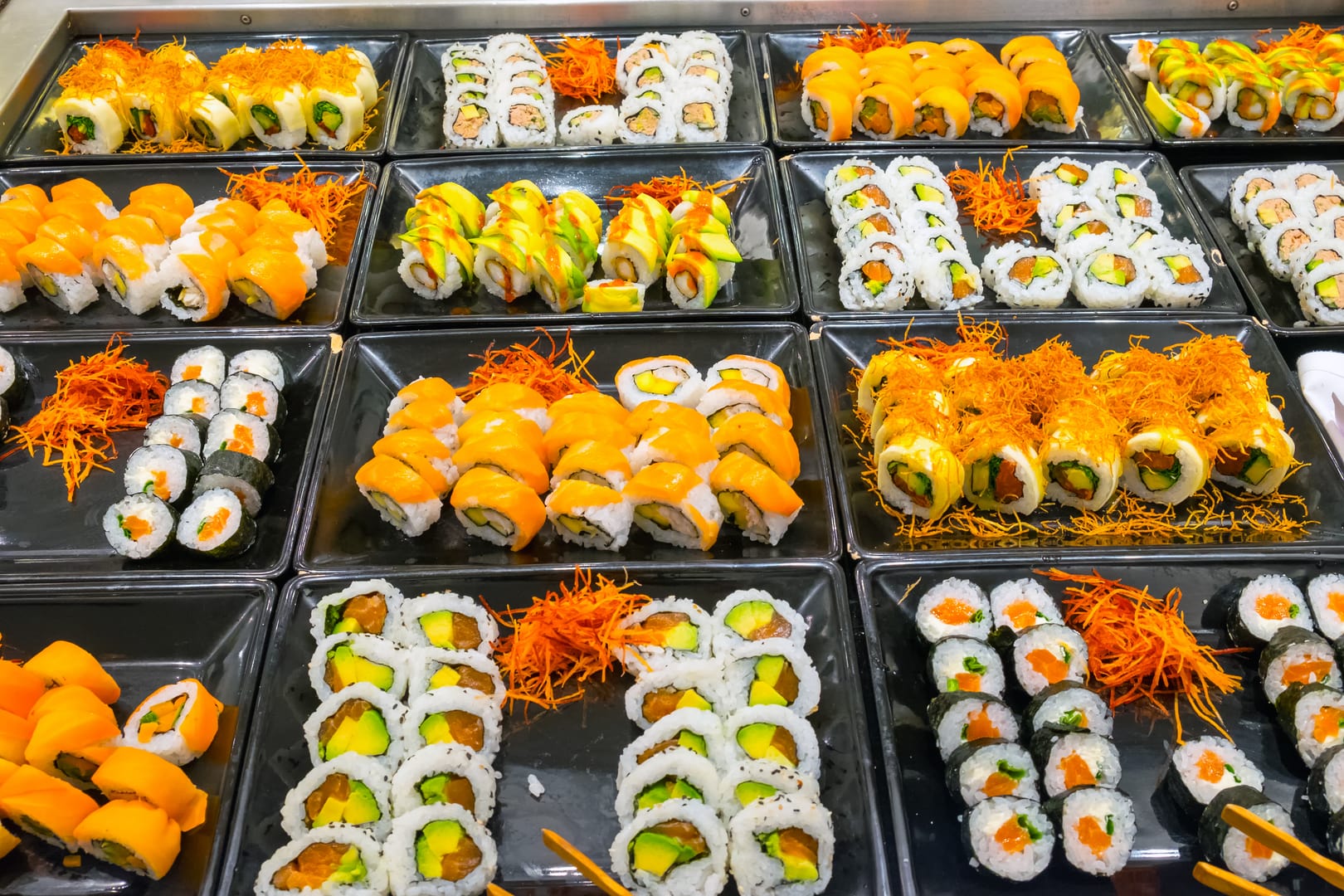 Tokyo Sushi Counter Showcasing Refined Japanese Dining
